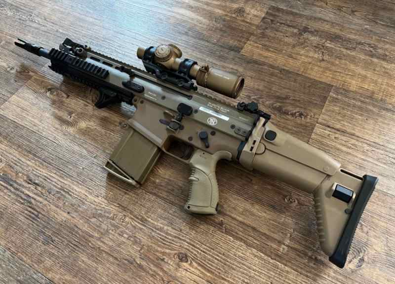 Loaded Belgian FN SCAR 17 With All The Best Upgrad