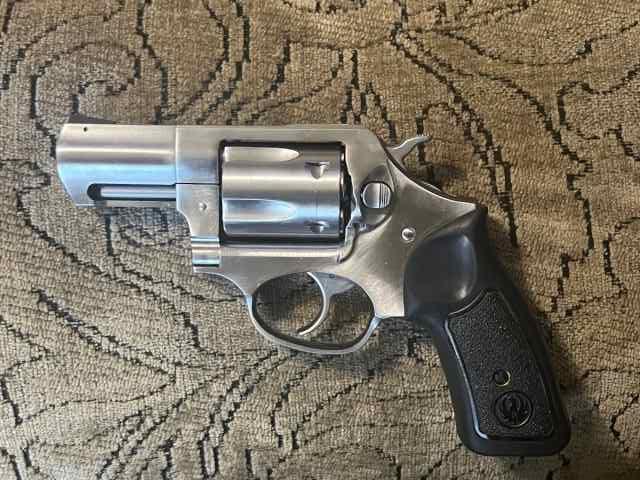 Snub Nose .357 Ruger SP101