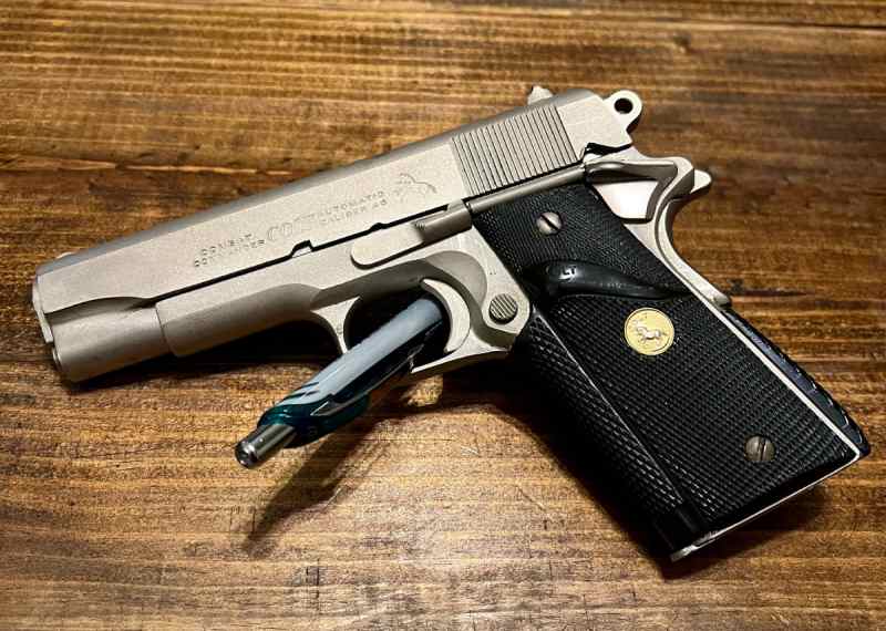 1972 Colt 1911 Combat Commander Model 45 ACP