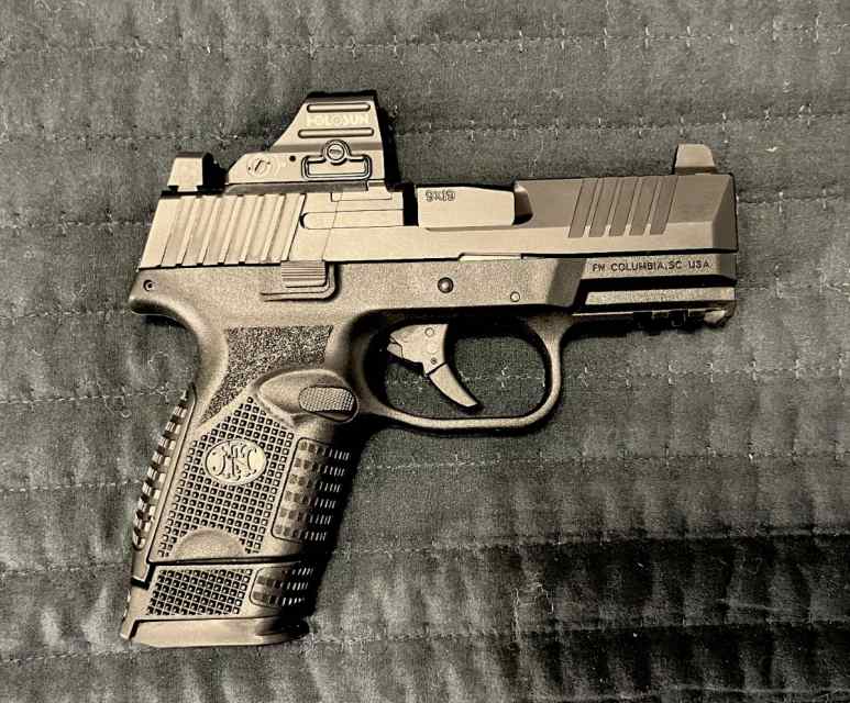 FN 509® Compact MRD w/ Holosun HE407C-GR X2 sight