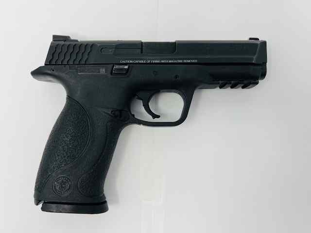 Smith &amp; Wesson M&amp;P40 40 S&amp;W Full-Size 