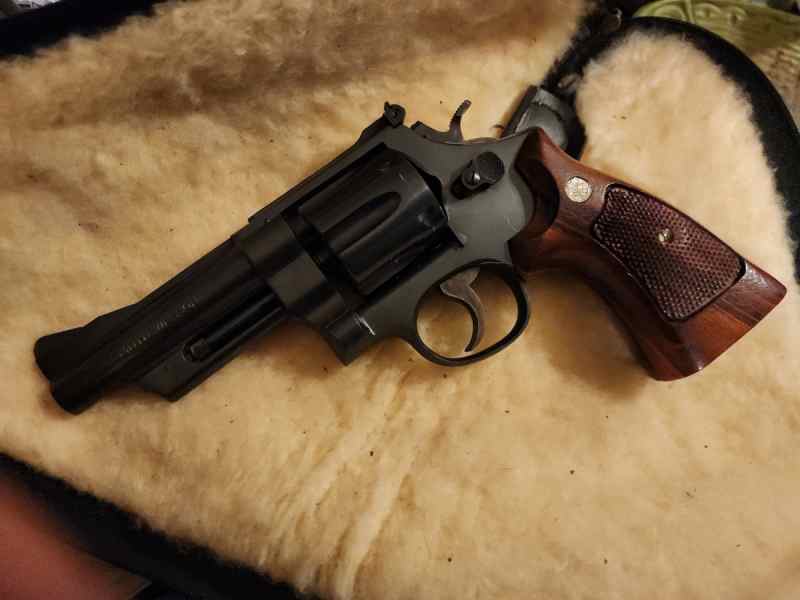 Mint condition Smith and wesson  model 28  357