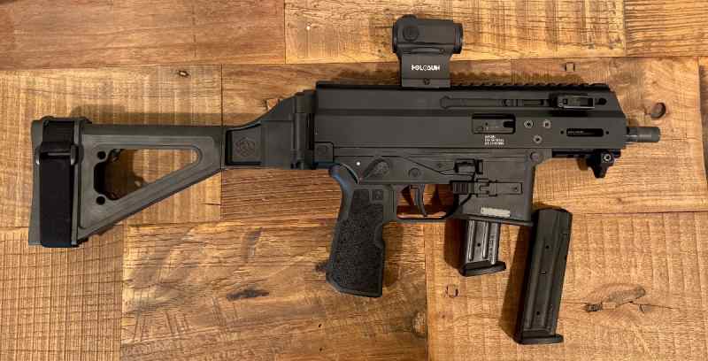 B&amp;T APC9K with sig p320 lower