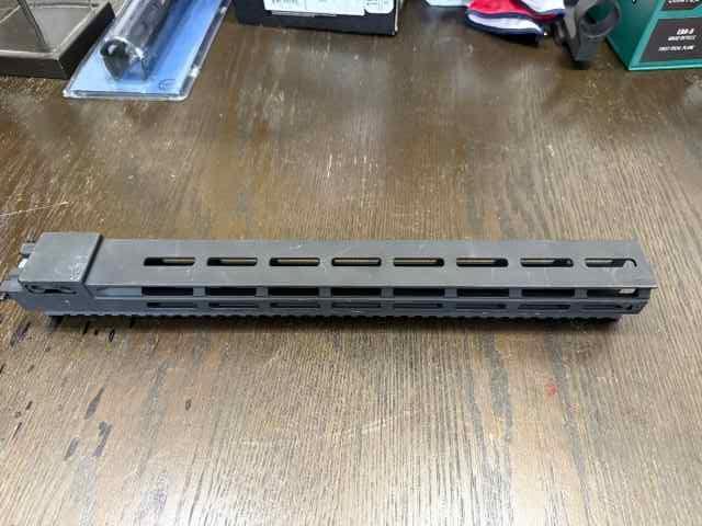 Geissele 16” AR Handguard w/ ARCA bottom rail