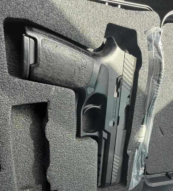 P320 