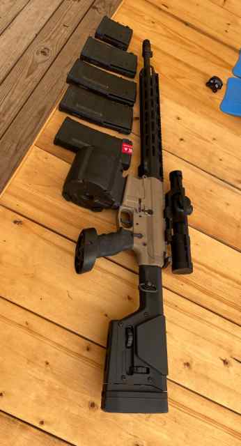 WTS/WTT Ar-10 Aero precision over 3800 in extras. 