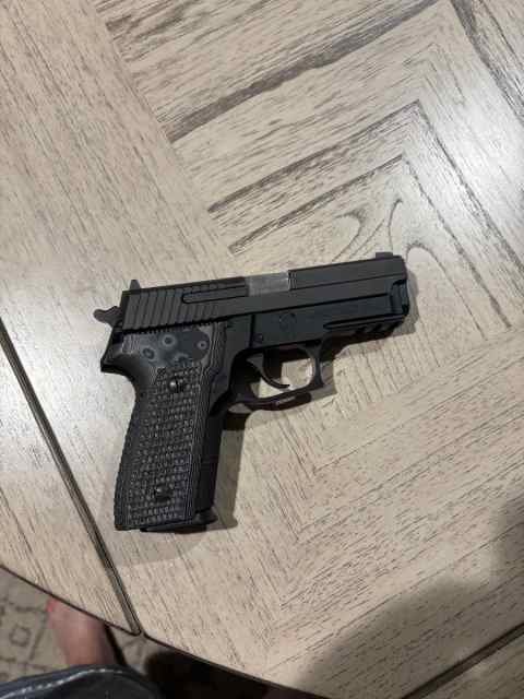 WTT Sig 229 made in Germany &amp; beretta m9A4