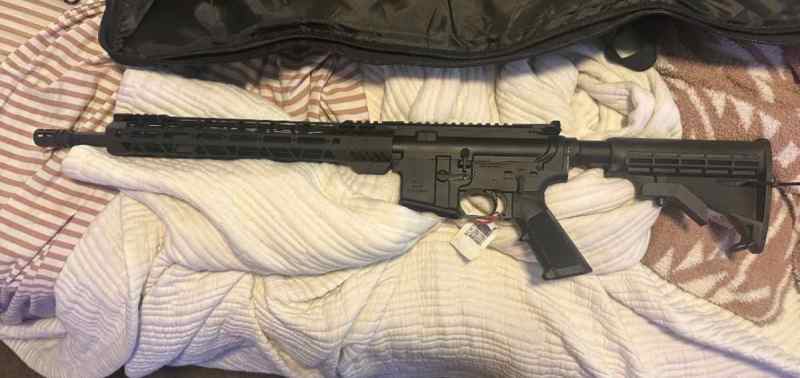 **NEW UNFIRED AR15**
