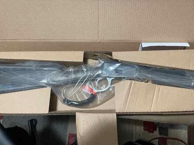ROSSI R92 44 REM MAG, LEVER 8+1 BNIB $650 OTD