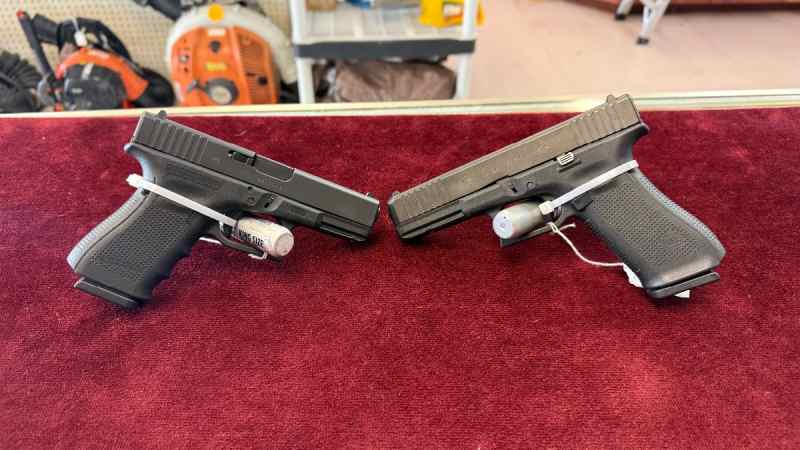 Glock 17 Gen 5 .9mm &amp; Glock 32 Gen 4 .357