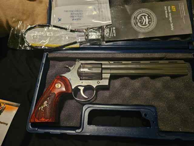 Colt Anaconda 44 Magnum 