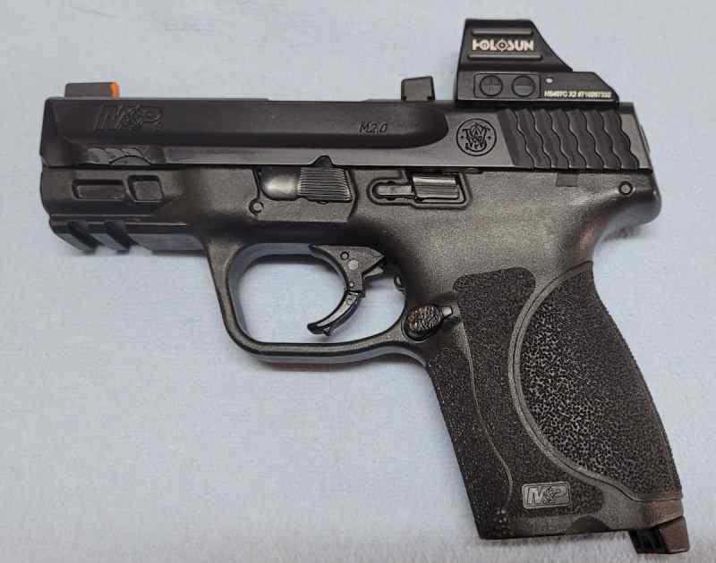S&amp;W M&amp;P2 Compact 3.6 w/ Holosun Red Dot and Light