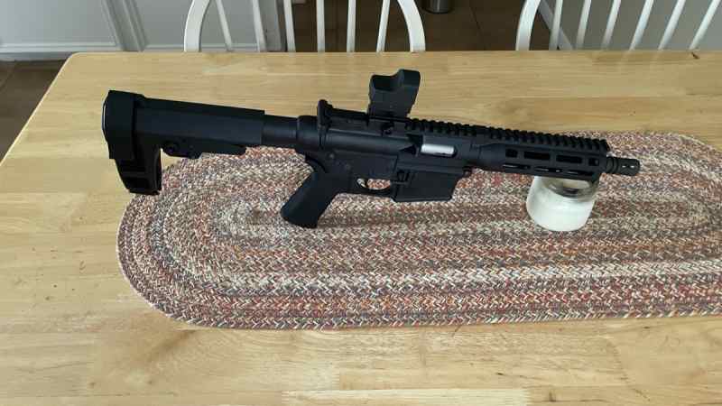 S&amp;W M&amp;P 15-22 Pistol