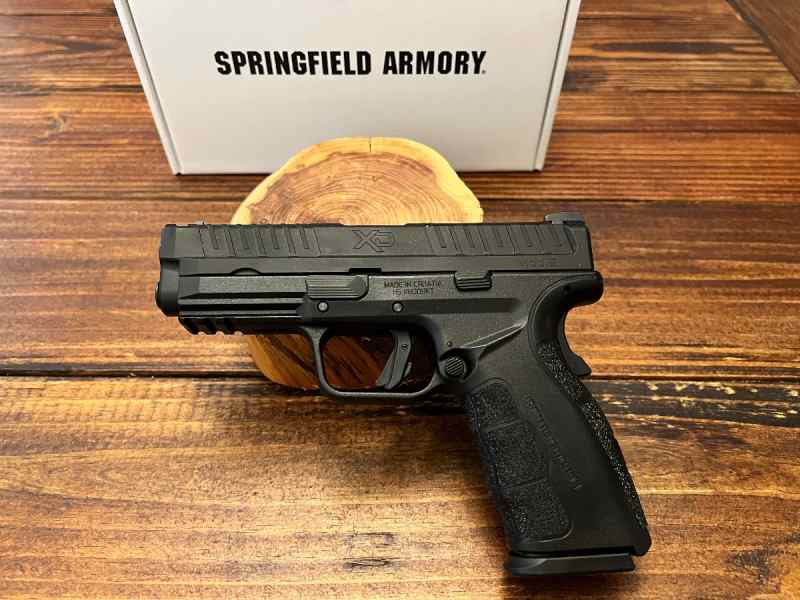 Springfield XD Mod 3 Defender 9mm W/Ammo