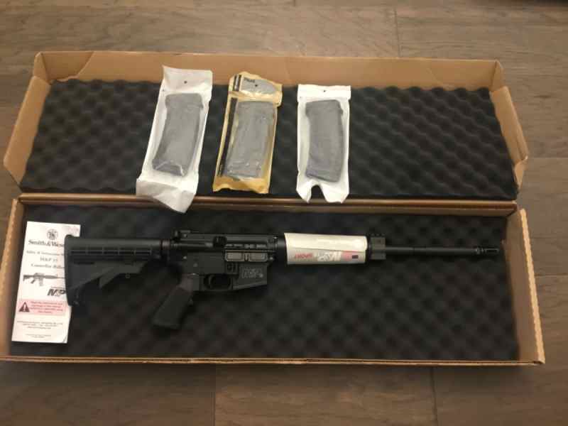 S&amp;W M&amp;P15 Optics Ready - New