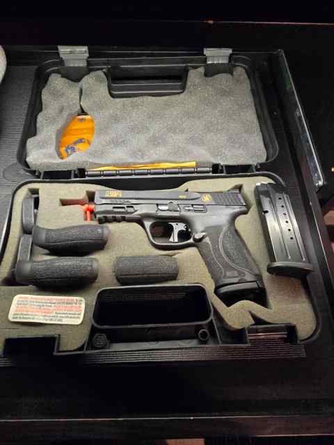 Smith &amp; Wesson M&amp;P 2.Compact