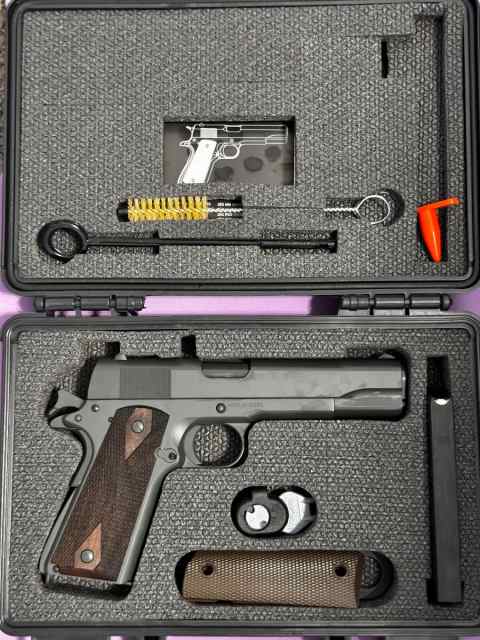 1911 GI Mode &amp; 100rds of .45