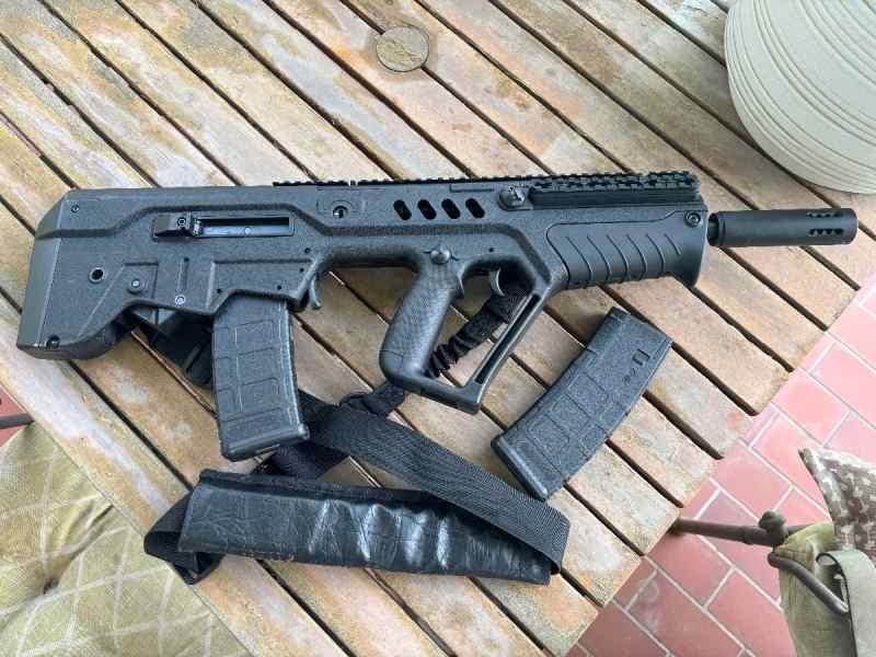 IWI RAVOR SAR-B16 BULLPUP