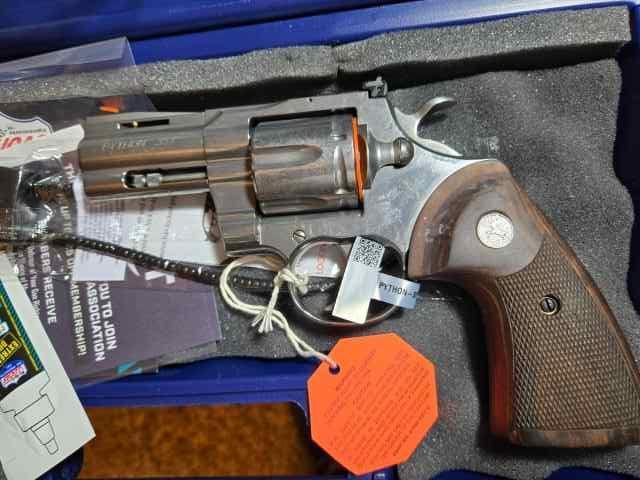 Colt Python  .357  New production 