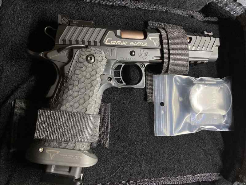 Sti tti combat master 