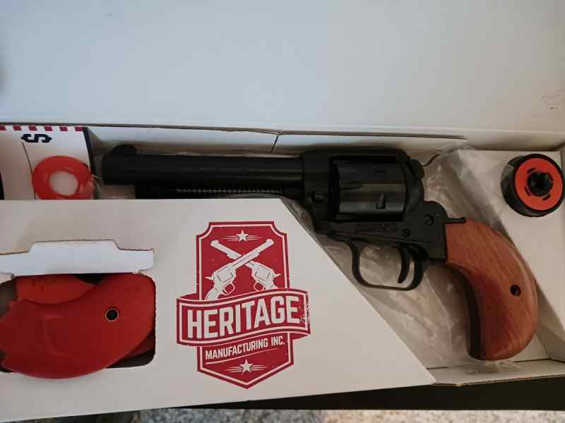 Heritage 22lr/22mag New in Box