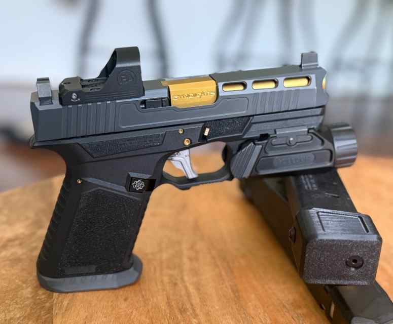 Custom g19 clone