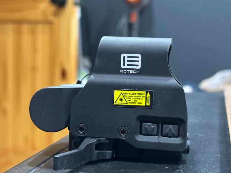 Used EOTECH EXPS2 Holographic Sight - $350