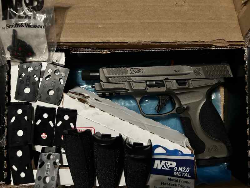 M&amp;P 2.0 Metal Frame