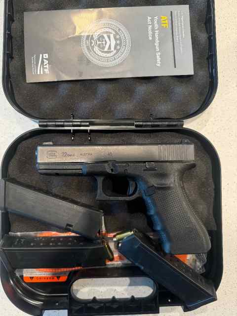 Glock 22 Gen4 (.40 S&amp;W)