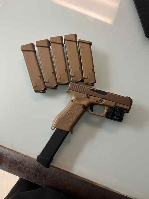 Glock 19x package fully equipped