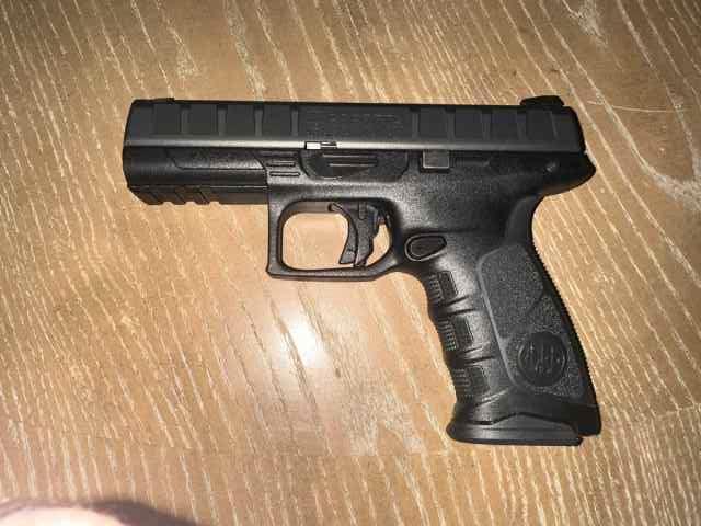 LNIB Beretta APX 