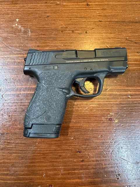 Smith &amp; Wesson m&amp;p shield 9  9mm 