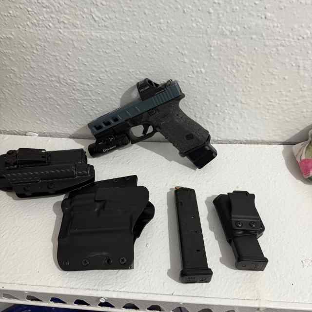 Glock 19 