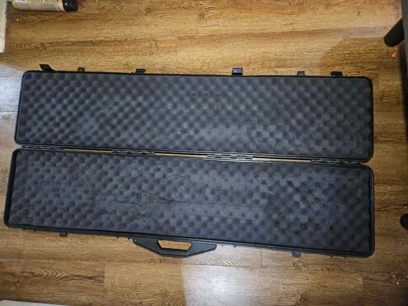 Contico Hard-Sided, Lockable 52&quot; Rifle Case 