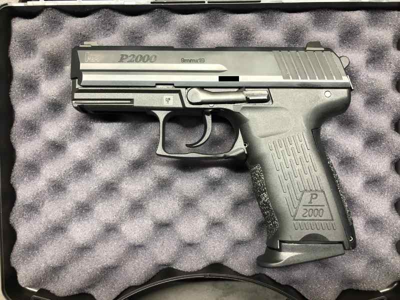 Heckler &amp; Koch P2000 V3 Full Size 9mm