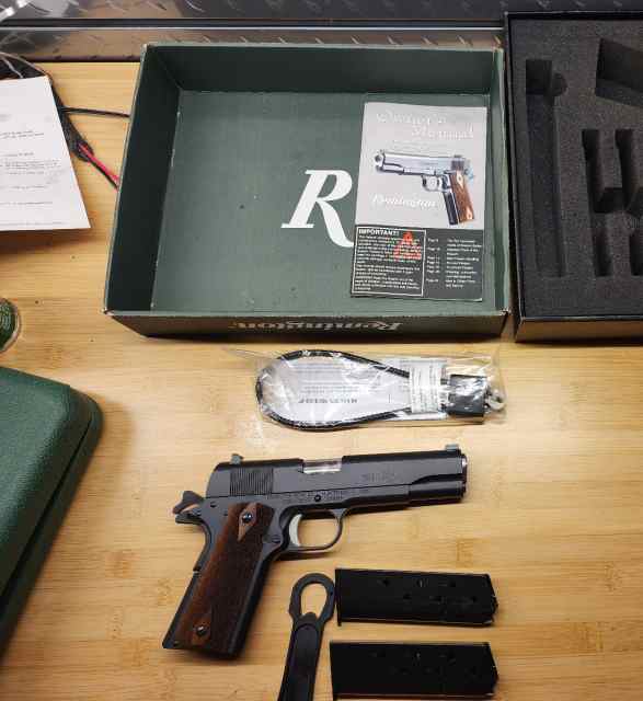 Like New Remington R1 1911 45 ACP