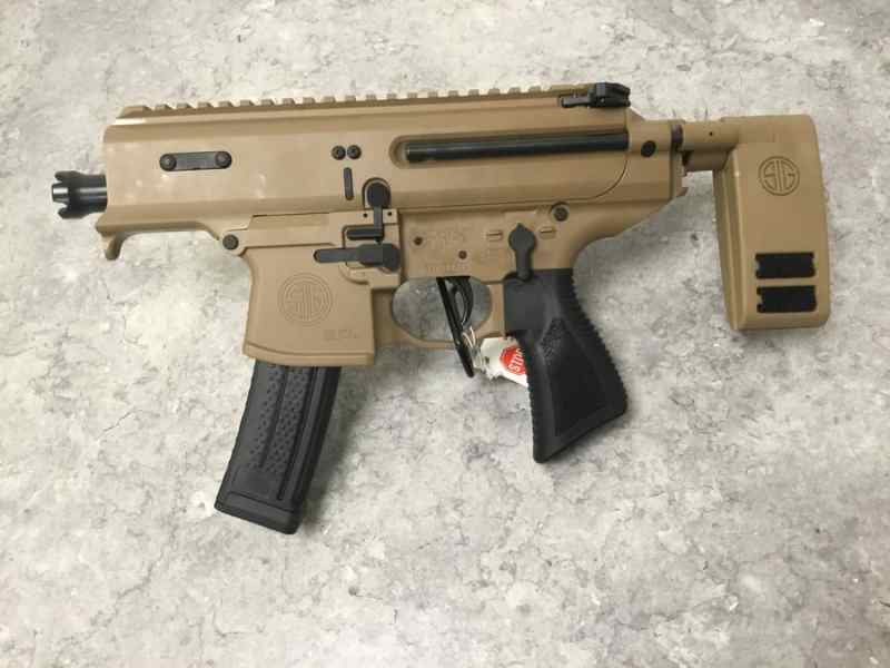 Daniel Defense DDM .300 blackout