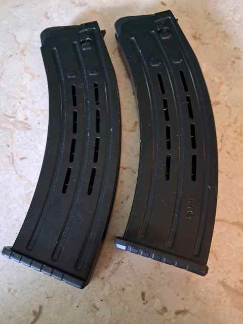 2 RIA 12 gauge magazines - 9 rounds