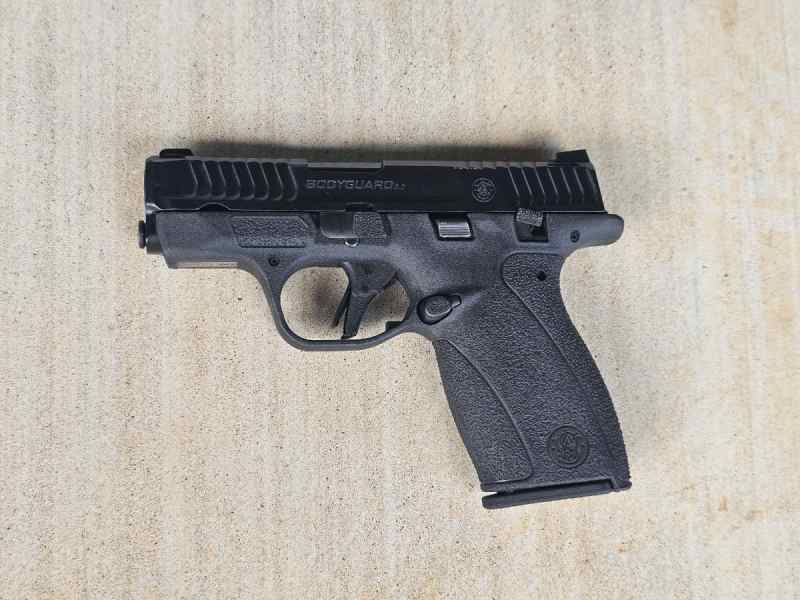 Smith and Wesson Bodyguard 2.0