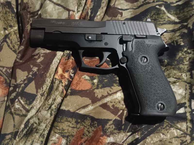 Sig P220 45ACP