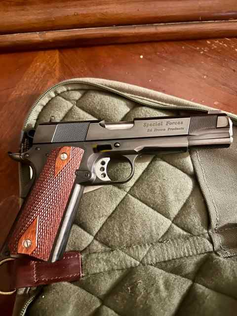 ED BROWN SPECIAL FORCES