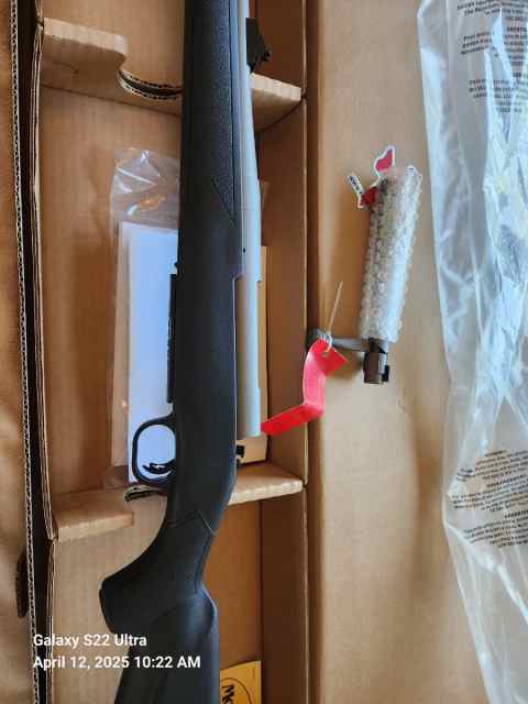 Mossberg Patriot 338 Win Mag Cerakote S.S. 24&quot;