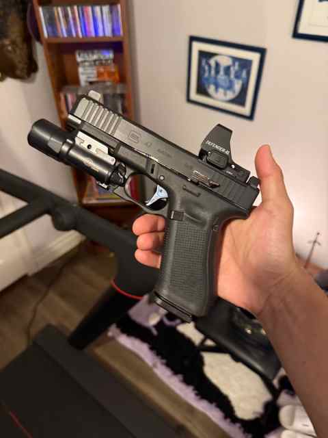 Glock 47 Gen 5 Ported w/ TONS of extras 