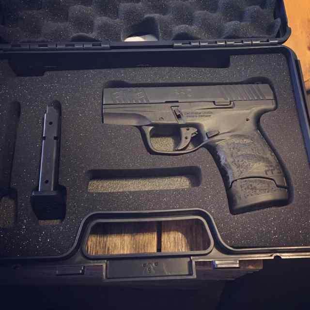 WALTHER PPS M2 9MM.