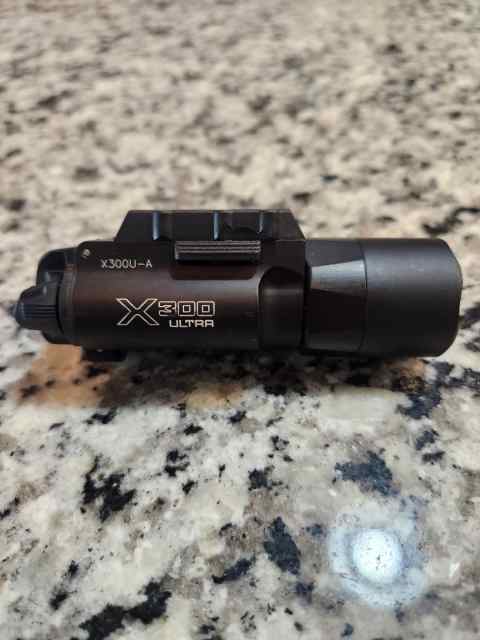 Surefire X300u-a 