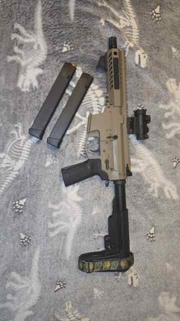 Angstad Arms UDP-9 9mm PCC W/ 2 33rd OEM glock mag