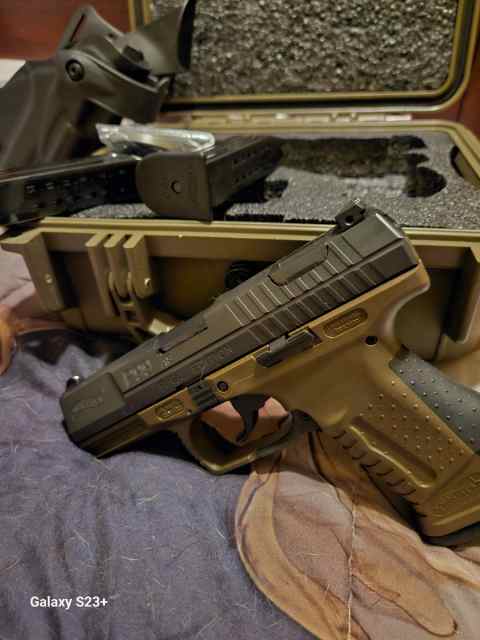 Walther P99 Final Edition 2 tone NIB Hard 2 Find!!