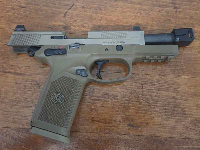 FN FNX 45 Tactical 