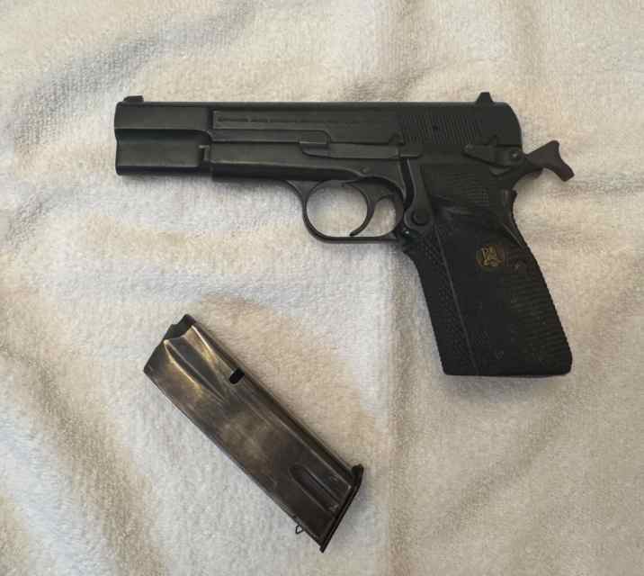 Browning Hi Power 0.40 S&amp;W