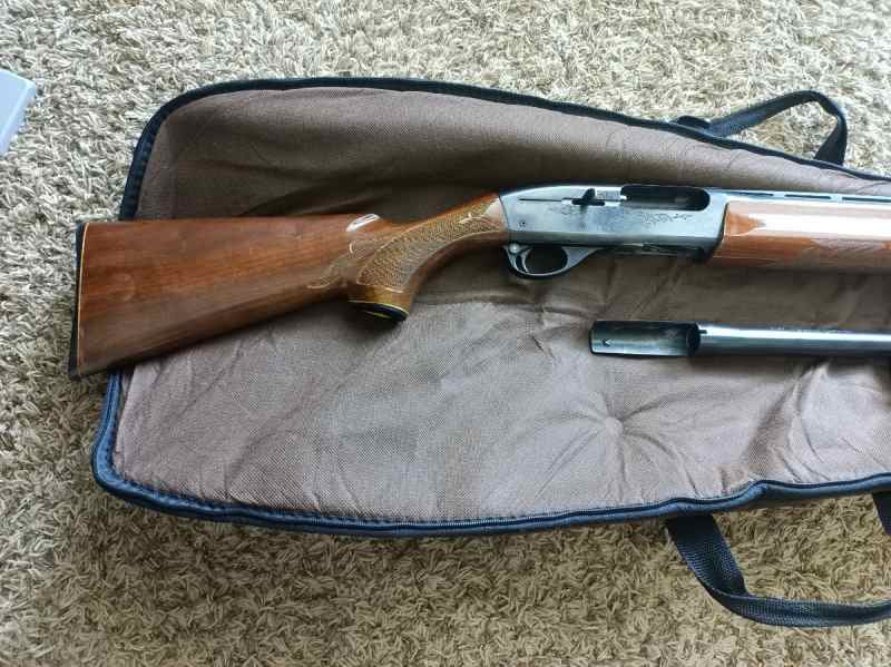 Remington 1100 12 gauge Shotgun